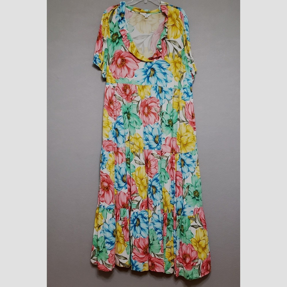 Crown & Ivy 1X Maxi Dress Multicolor Floral Ruffle Tiered Summer Boho Tropical